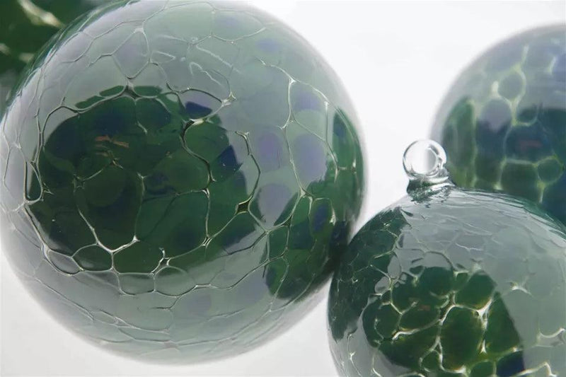 כדור זכוכית ירוק כהה לתלייה - The Collection by Aviel Waizman